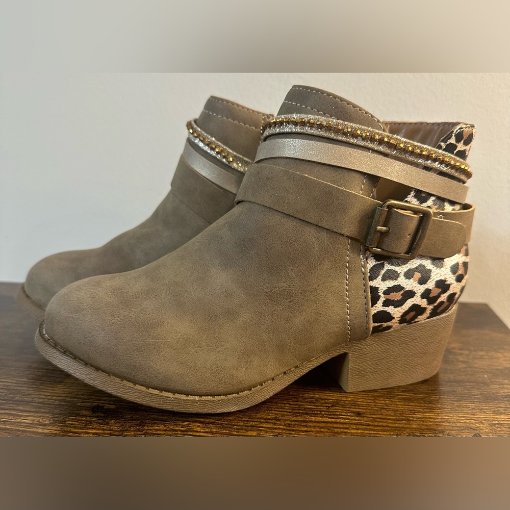 Pop Toddler/Little/Big Girls Perkiness Block Heel Booties NWT Various Sizes